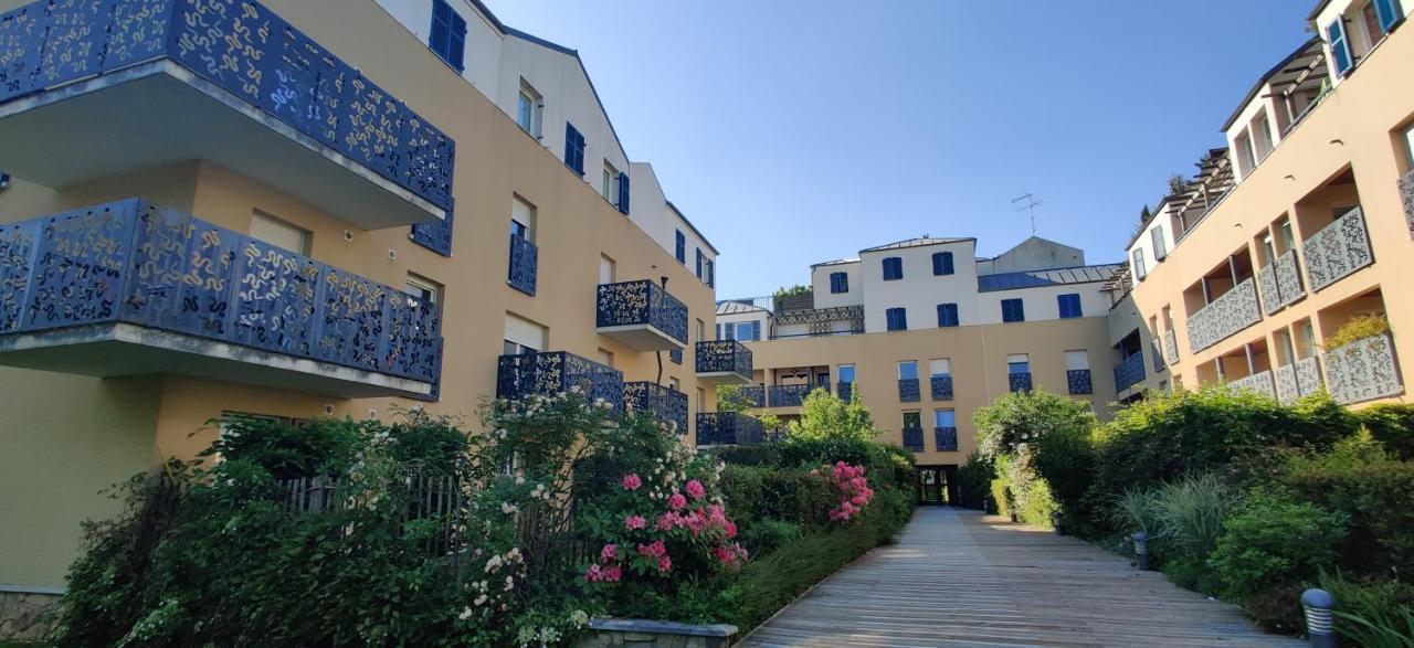 123Home - Suite & Spa Xl Montévrain Exteriér fotografie