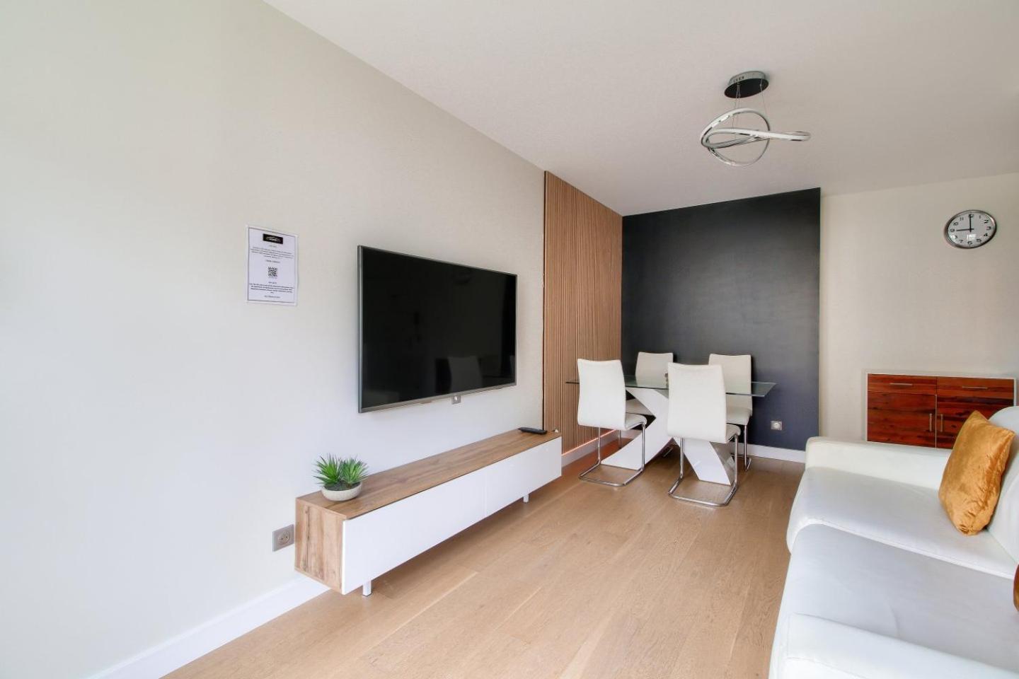 123Home - Suite & Spa Xl Montévrain Exteriér fotografie