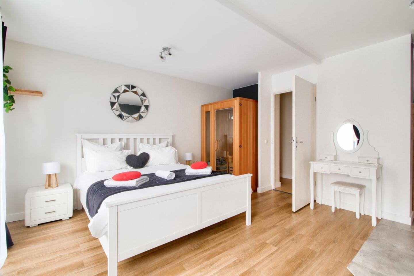 123Home - Suite & Spa Xl Montévrain Exteriér fotografie